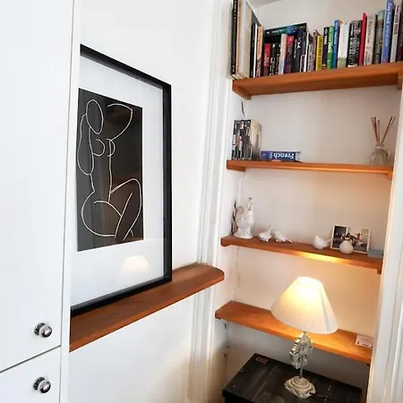 Апартаменты 02 Grand Near Montorgueil Париж